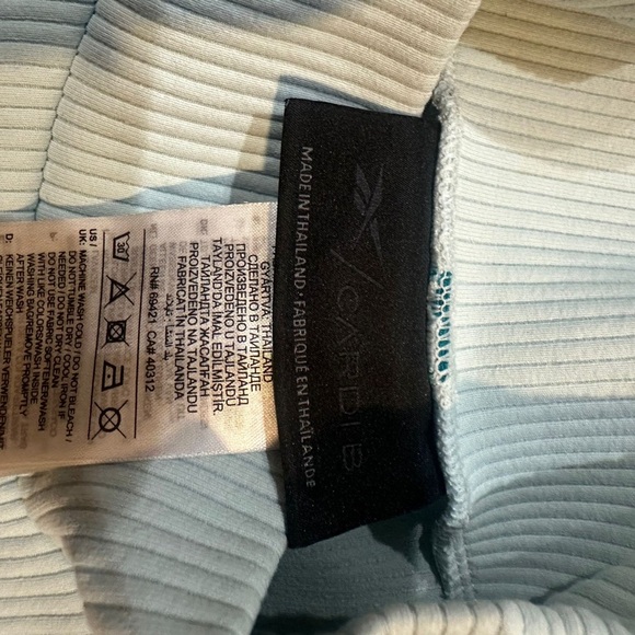 Cardi B × Reebok Ribbed Women's Crop Top with Cutout Blue M - Picture 4 of 5